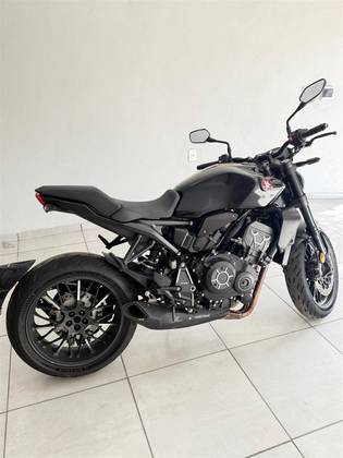 HONDA CB 1000R BLACK EDITION ABS 